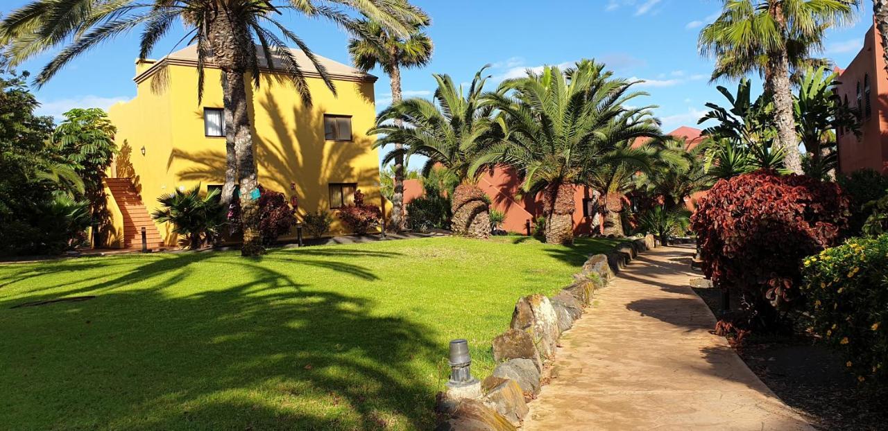 Apartamento Tamarindo I piscinas de agua salada - fibra óptica Corralejo Exterior foto